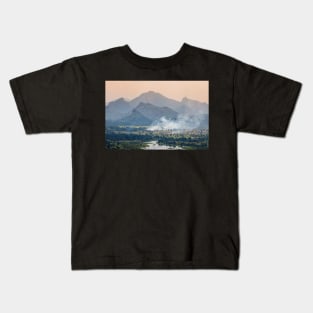 Sunset style mountain view from Sigiriya, Lion's Rock, Sri Lanka Kids T-Shirt